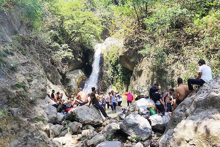 Shikhar Falls