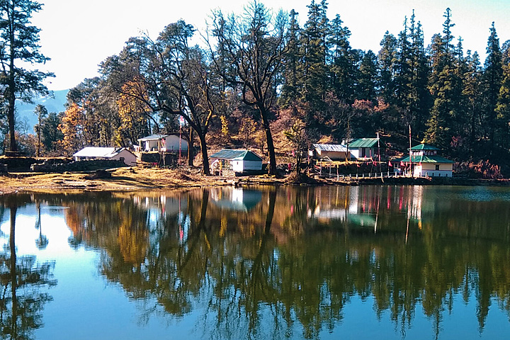 Dodital Lake Trek