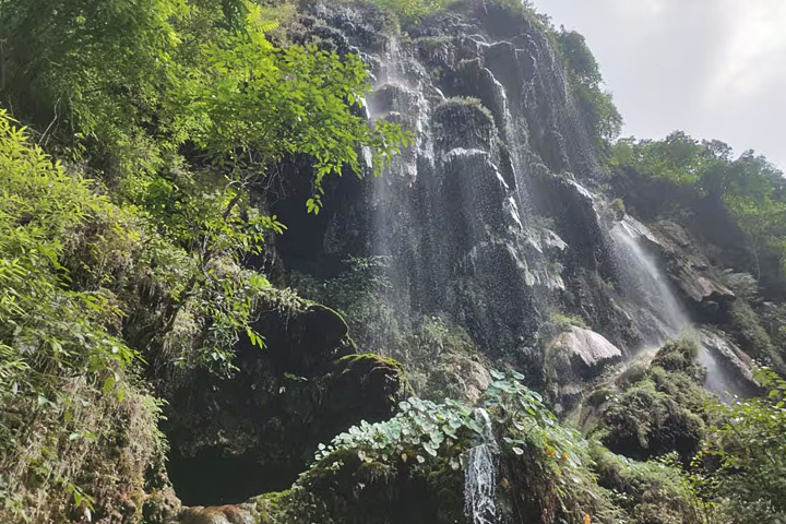 Patna Waterfalls