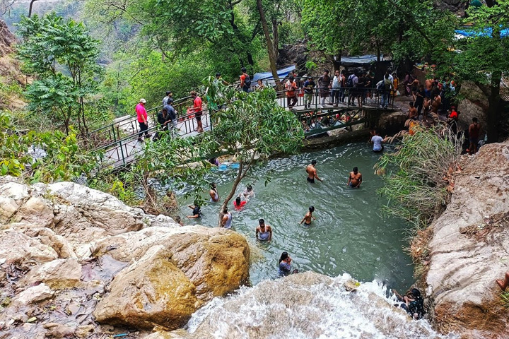 Neer Waterfall (Neer Garh - Neer Gaddu)